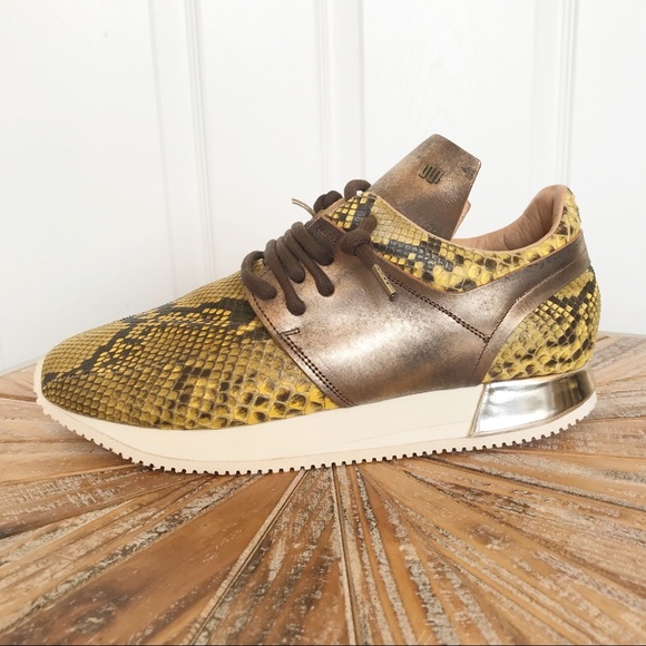 Esse Ut Esse Shoes - NWT Esse Ut Esse Genuine Leather Sneakers